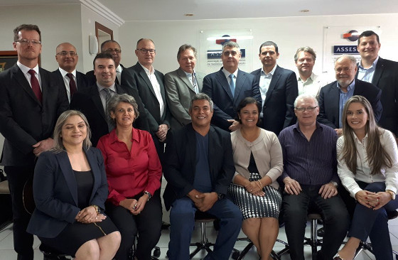 FENAINFO realiza primeira reunião nacional de CCT de TI